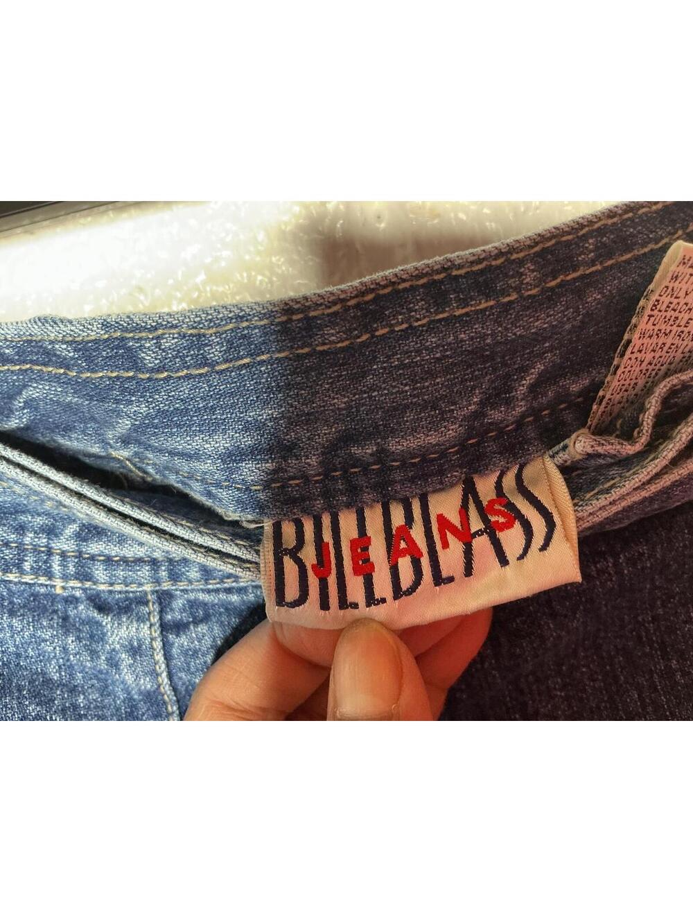 < Vintage 90’s Bill Blass High Waisted Denim Skort Size 8 > - Picture 3 of 5